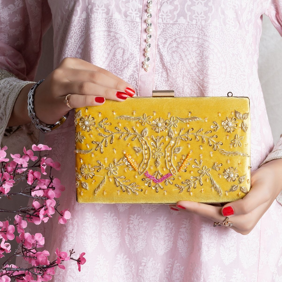 CB-237-Yellow