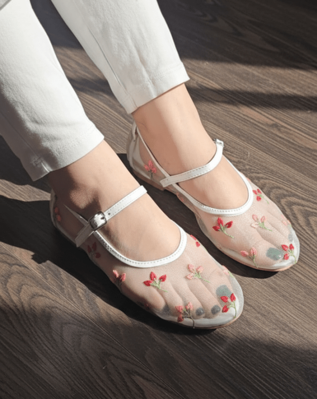 Rose Whisper Net Pumps